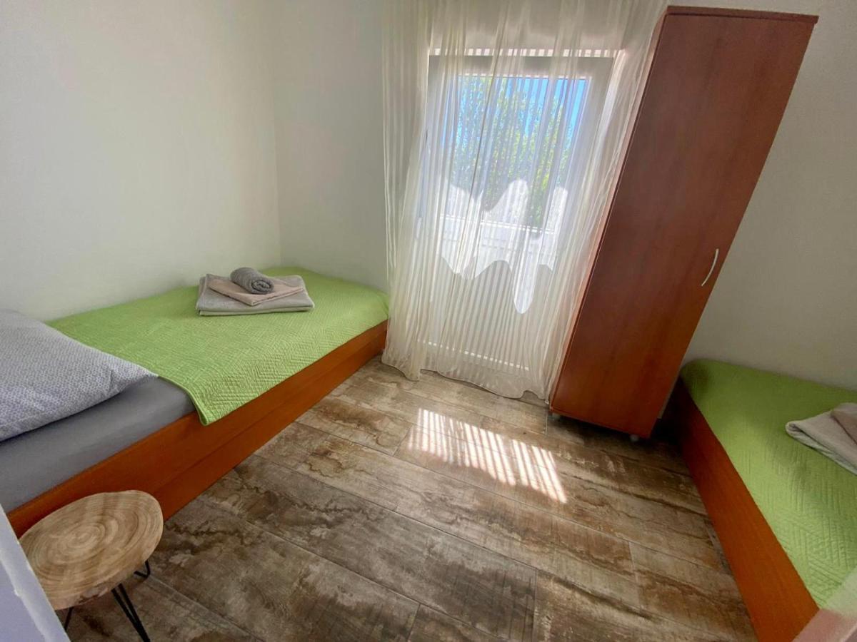 Apartments King - City Center Novalja Zewnętrze zdjęcie
