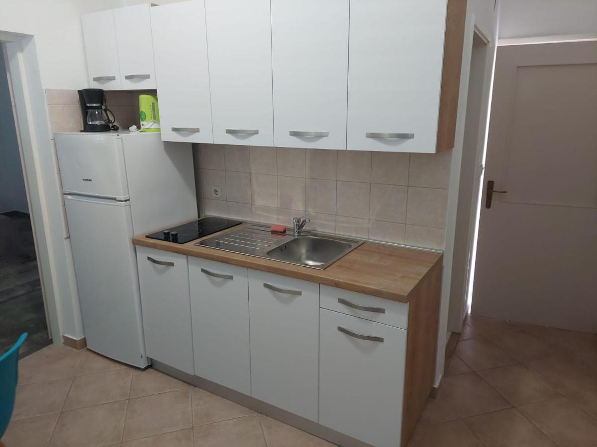 Apartments King - City Center Novalja Zewnętrze zdjęcie